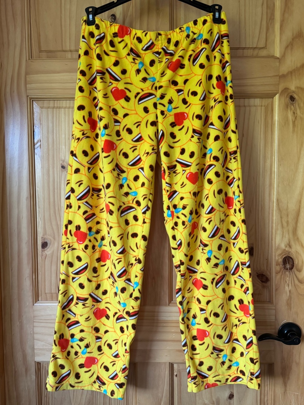 Iconic Cozy Yellow Emoji Fleece Pajama Pants size medium